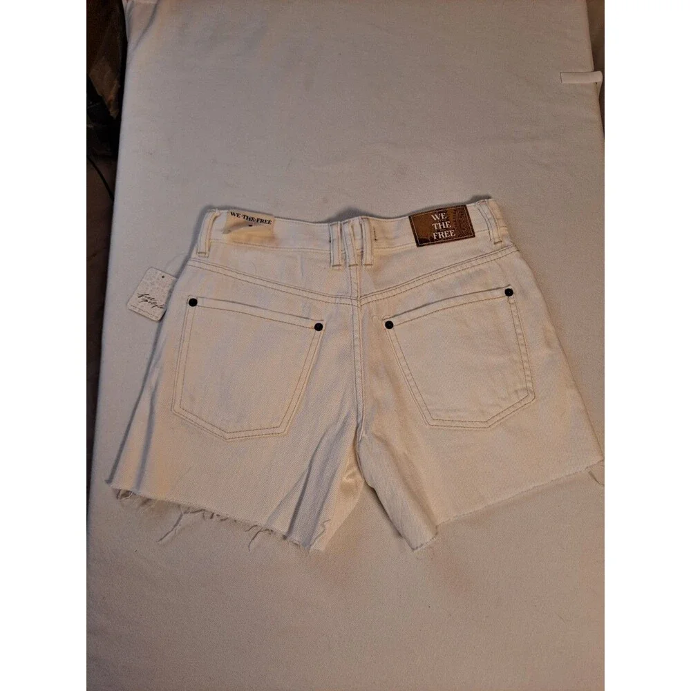Free People We The Free Women's Ivy Shorts Size 25 Mid Rise Button Fly Raw Hem